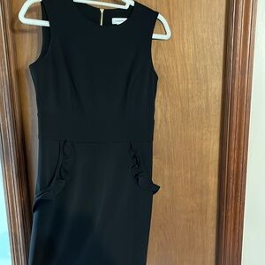 Elegant Black Sleeveless Dress from Calvin Klein size 6